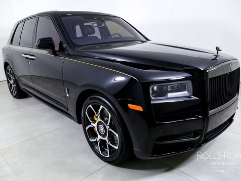 Certified 2024 Rolls-Royce Cullinan Black Badge w/ Dark Exterior Package AWD/4WD image 6