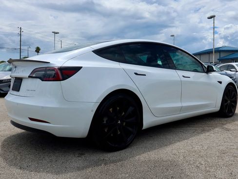 Used 2021 Tesla Model 3 Long Range AWD/4WD image 2