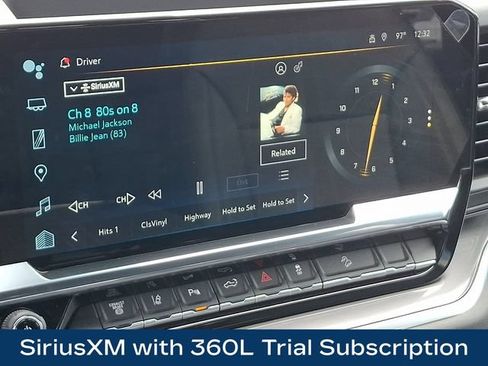 Used 2025 Chevrolet Silverado 2500 High Country w/ Midnight Edition AWD/4WD image 11