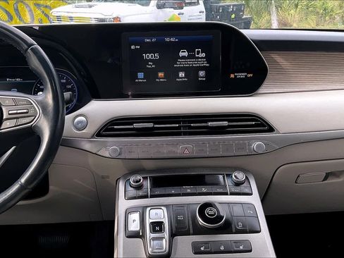 Used 2020 Hyundai Palisade SEL w/ Premium Package FWD image 7