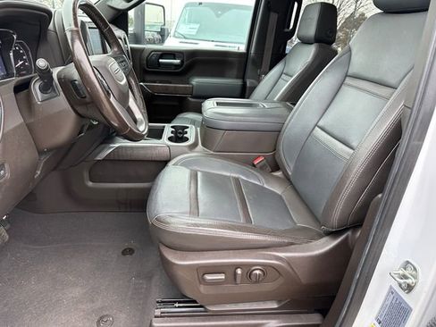 Used 2022 GMC Sierra 2500 Denali image 14