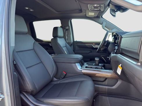 New 2026 Chevrolet Silverado 1500 LT Trail Boss w/ LT Trail Boss Premium Package AWD/4WD image 16