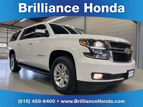 Used 2019 Chevrolet Suburban LT image 1