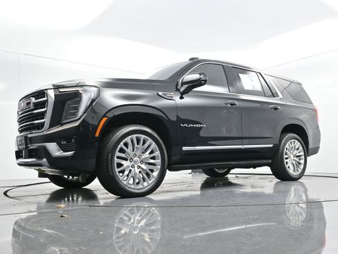 Used 2025 GMC Yukon Elevation image 52