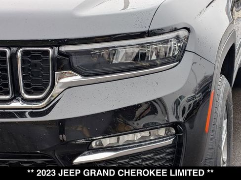Used 2023 Jeep Grand Cherokee Limited w/ Luxury Tech Group II AWD/4WD image 9