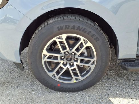 New 2026 Ford Expedition Active image 22