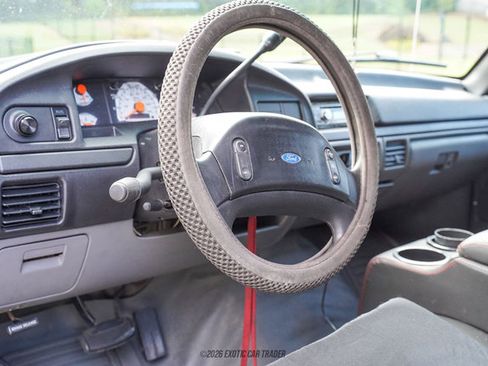 Used 1993 Ford F150 2WD Regular Cab image 18