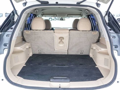 Used 2016 Nissan Rogue S FWD image 25