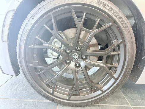 Used 2026 Toyota GR86 Premium w/ ALL Weather Mat Package (TMS) RWD image 22