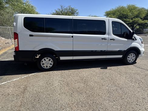 Used 2023 Ford Transit 350 XLT RWD image 8