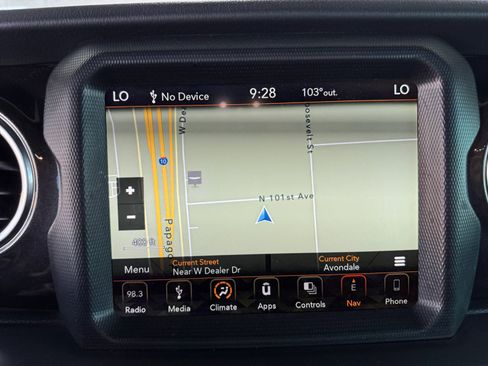 Used 2019 Jeep Wrangler Unlimited Sahara AWD/4WD image 20