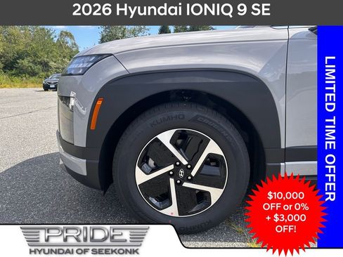 New 2026 Hyundai Ioniq 9 SE image 2
