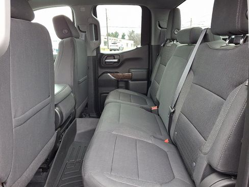 Certified 2022 GMC Sierra 1500 SLE w/ X31 Off-Road Package image 10