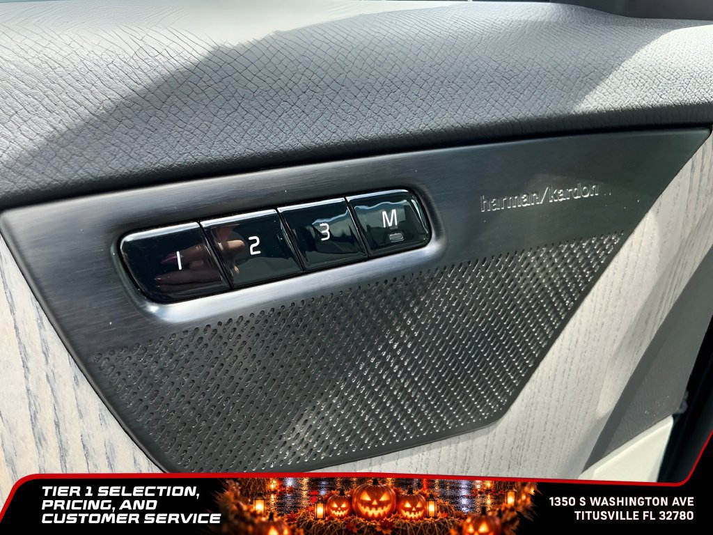 Used 2023 Volvo XC90 B6 Plus w/ Protection Package Premier AWD/4WD image 22