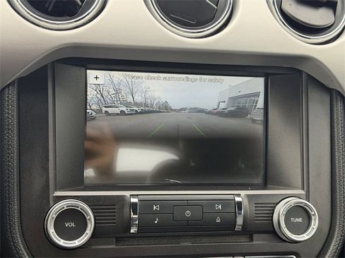 Used 2016 Ford Mustang Premium image 6