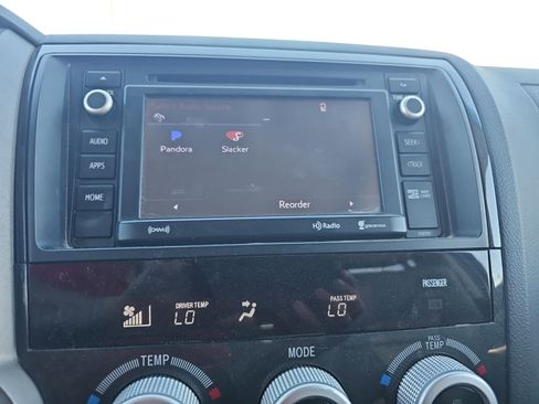 Used 2016 Toyota Sequoia SR5 w/ Premium Package image 21