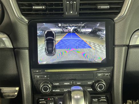 Used 2017 Porsche 911 Carrera image 27