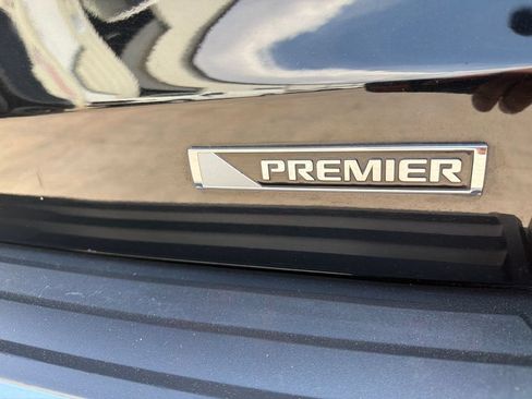 Used 2017 Chevrolet Tahoe Premier AWD/4WD image 7