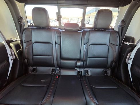 Used 2022 Jeep Gladiator Mojave w/ Trailer Tow Package image 27