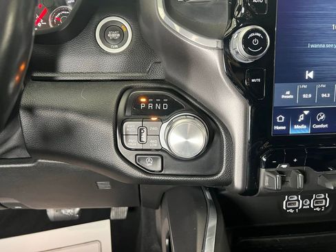 Used 2022 RAM 1500 Laramie w/ Sport Appearance Package image 10