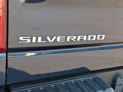 Used 2020 Chevrolet Silverado 1500 Custom w/ Custom Value Package image 29