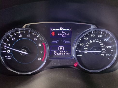 Used 2018 Subaru Forester 2.5i Touring AWD/4WD image 18
