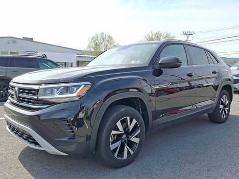 Used 2023 Volkswagen Atlas Cross Sport SE AWD/4WD image 6