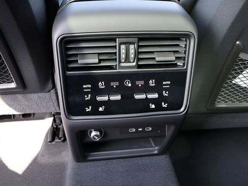 New 2026 Porsche Cayenne AWD/4WD image 21