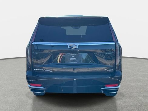 Certified 2023 Cadillac Escalade Premium Luxury Platinum AWD/4WD image 4