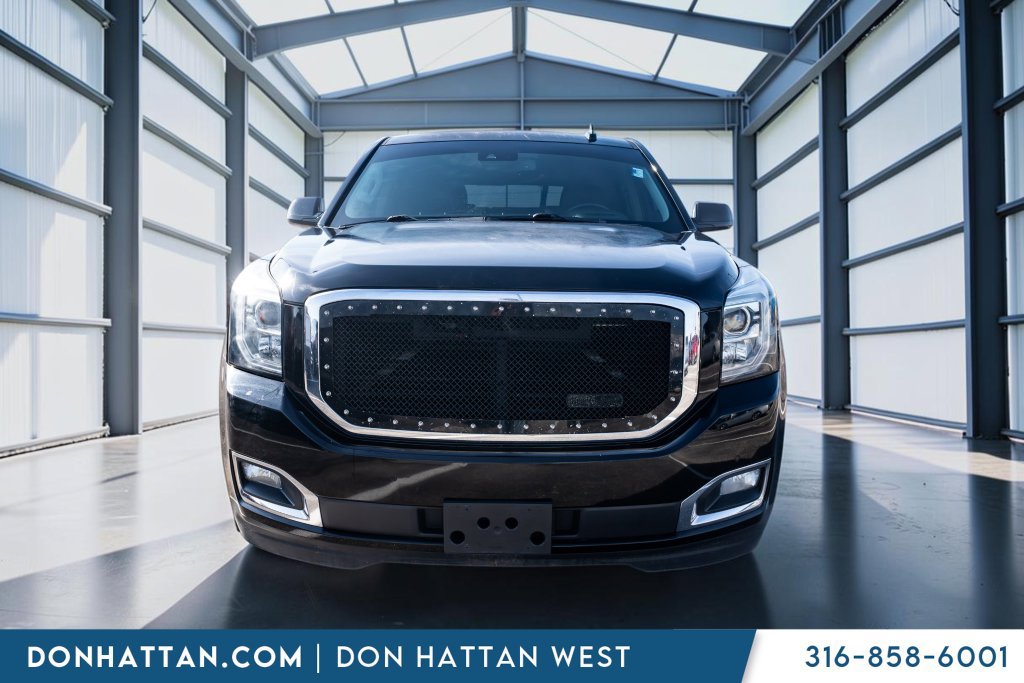 Used 2017 GMC Yukon Denali w/ Open Road Package AWD/4WD image 25