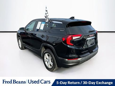 Used 2022 GMC Terrain SLE image 6