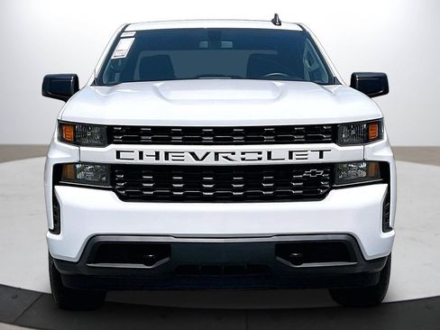 Used 2022 Chevrolet Silverado 1500 Custom AWD/4WD image 3
