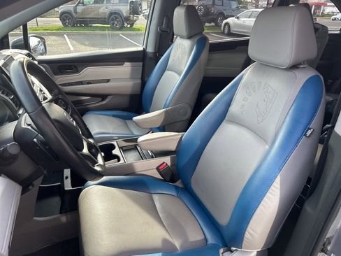 Used 2019 Honda Odyssey Touring image 9