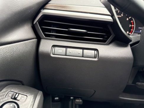 Used 2024 Nissan Altima 2.5 SV FWD image 13