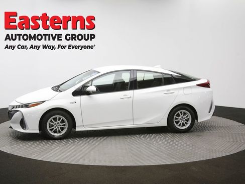 Used 2018 Toyota Prius Prime Plus image 97
