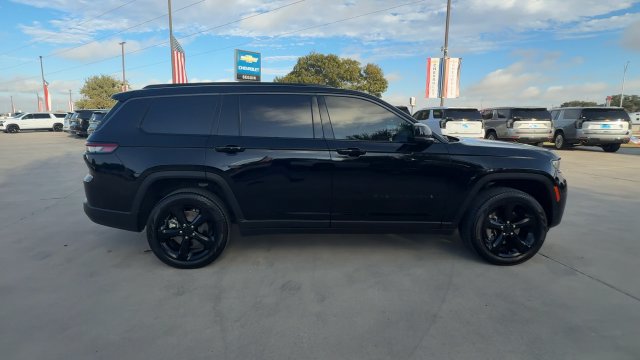 Used 2026 Jeep Grand Cherokee L Limited w/ Limited Altitude Package RWD image 9