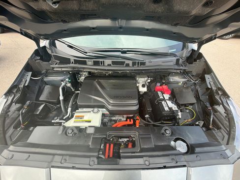 Used 2025 Nissan Leaf S FWD image 32