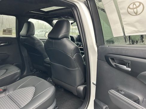 New 2026 Toyota Highlander XSE image 14