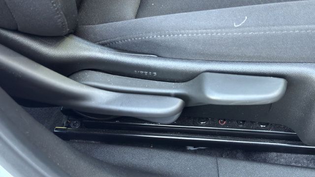 Used 2025 Chevrolet Malibu LT FWD image 26