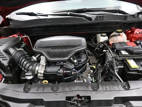 Used 2024 Chevrolet Blazer LT w/ LPO, Black Grille Bar Package FWD image 31