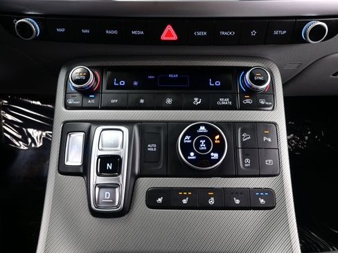 Used 2023 Hyundai Palisade SEL w/ Premium Package image 22