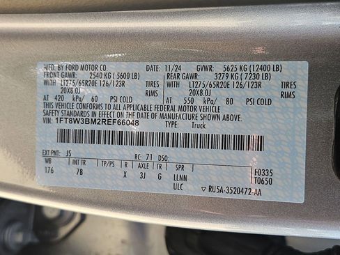 Certified 2024 Ford F350 Platinum w/ FX4 Off-Road Package AWD/4WD image 30