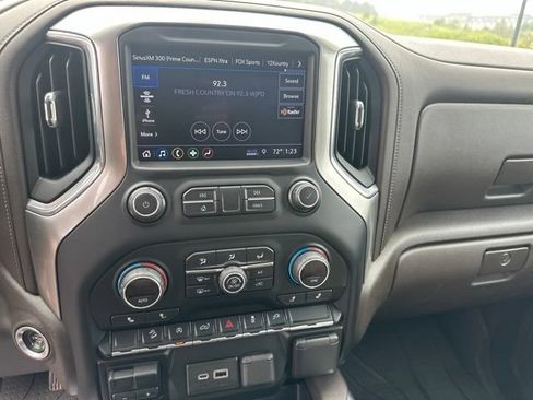 Used 2019 Chevrolet Silverado 1500 RST AWD/4WD image 18