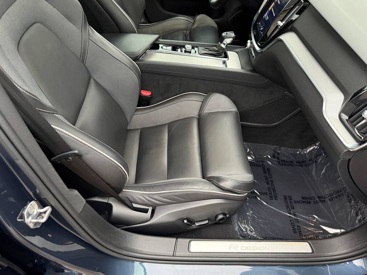 Used 2019 Volvo S60 T5 R-Design FWD image 23