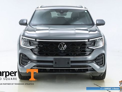 Used 2024 Volkswagen Atlas Cross Sport SEL Premium R-Line image 16