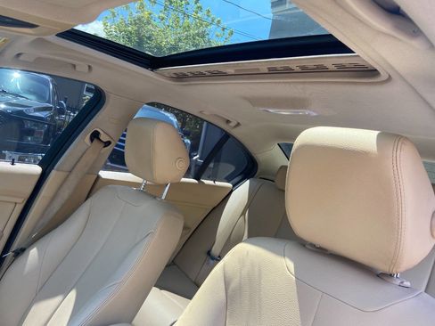 Used 2015 BMW 328i Sedan RWD image 18