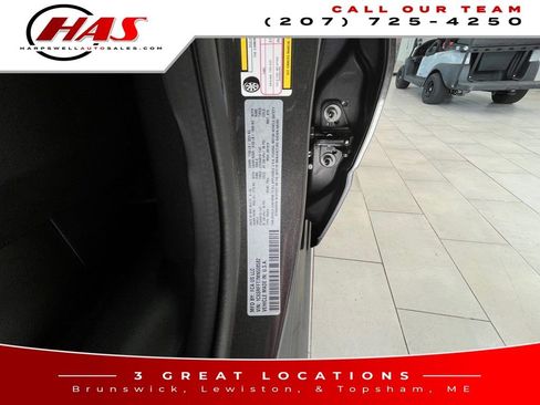 Used 2021 RAM 1500 Big Horn AWD/4WD image 17