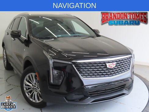 Used 2025 Cadillac XT4 Premium Luxury FWD image 1