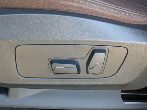 Used 2023 BMW X1 xDrive28i image 16