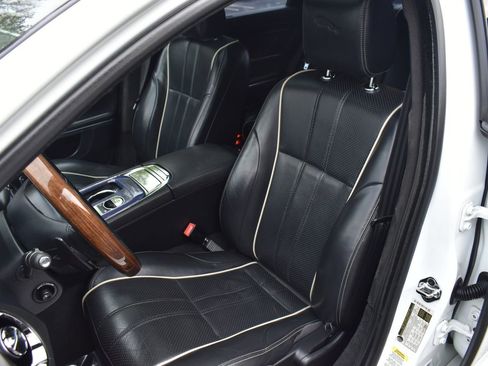 Used 2013 Jaguar XJ L Supercharged image 2